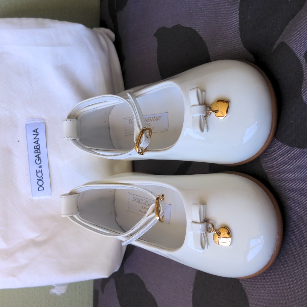 Dolce & Gabbana White Toddler Dress Shoes sz. 22 (5)